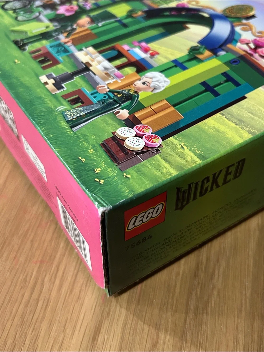 LEGO Wicked Emerald City SEALED NEVER OPENED
